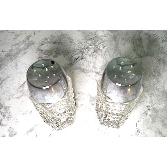Vintage Anchor Hocking Glass Wexford Salt & Pepper Shakers Set Diamond Pt. *Read - Picture 2 of 5
